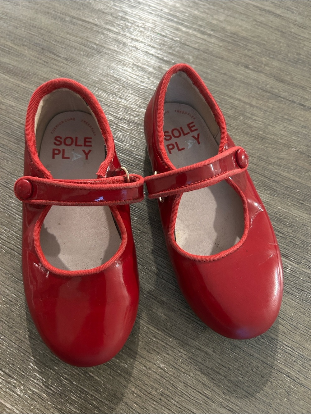 Sole Play Girls' Red Patent Mary Jane Shoes, Sz. 9M.